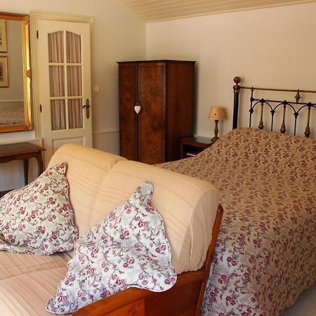 Bed and Breakfast Le Logis Du Pressoir Chambre D'Hotes Bed & Breakfast In Beautiful 18Th Century Estate In The Heart Of The Loire Valley With Heated Pool And Extensive Grounds à Les Bois-d'Anjou Extérieur photo