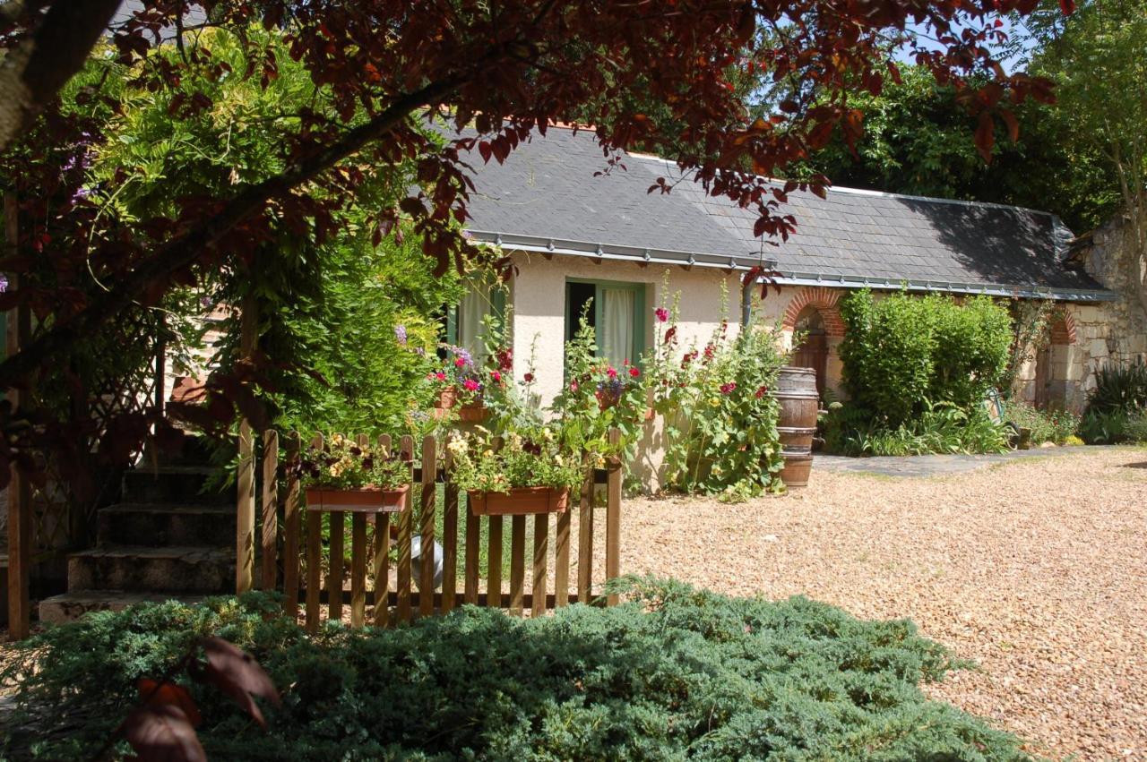 Bed and Breakfast Le Logis Du Pressoir Chambre D'Hotes Bed & Breakfast In Beautiful 18Th Century Estate In The Heart Of The Loire Valley With Heated Pool And Extensive Grounds à Les Bois-d'Anjou Extérieur photo